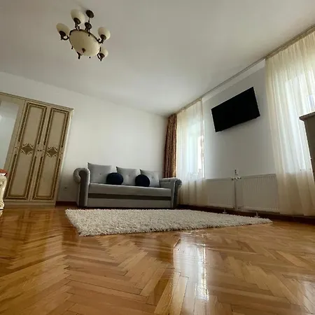 Londof Schei - Downtown * Braşov